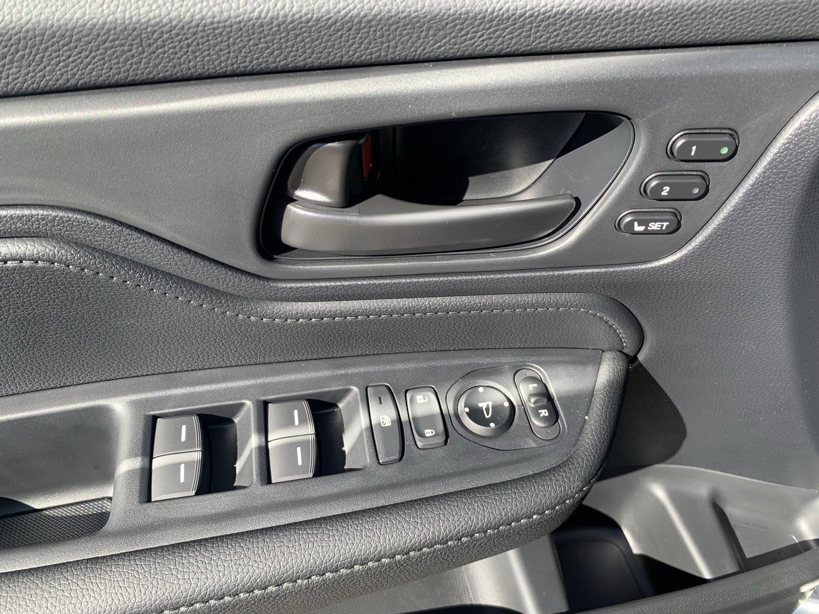 New 2026 Honda Odyssey EX-L image 12