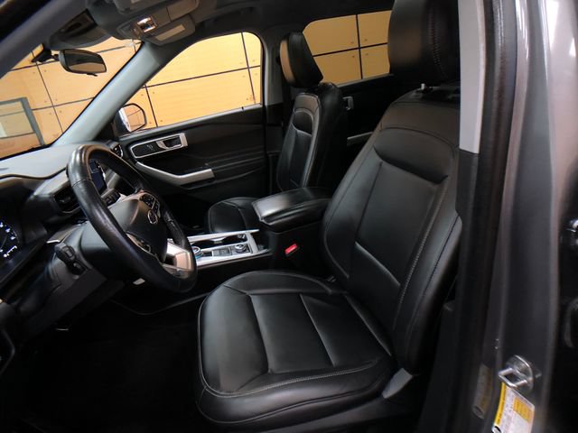 Certified 2024 Ford Explorer XLT w/ Equipment Group 202A AWD/4WD image 10
