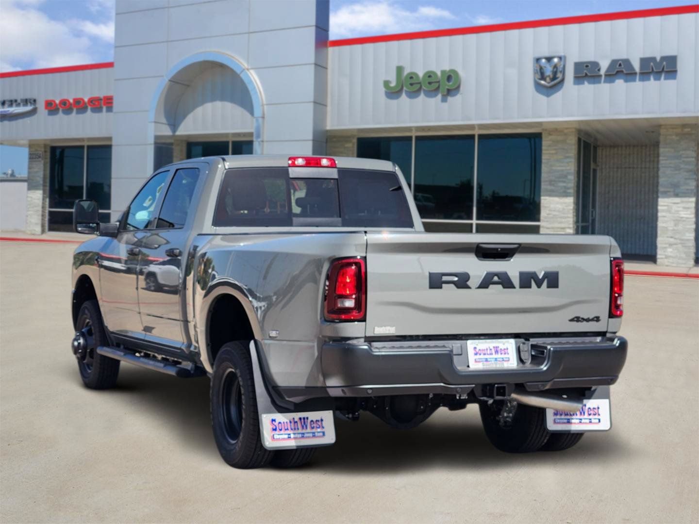 New 2026 RAM 3500 Tradesman AWD/4WD image 4