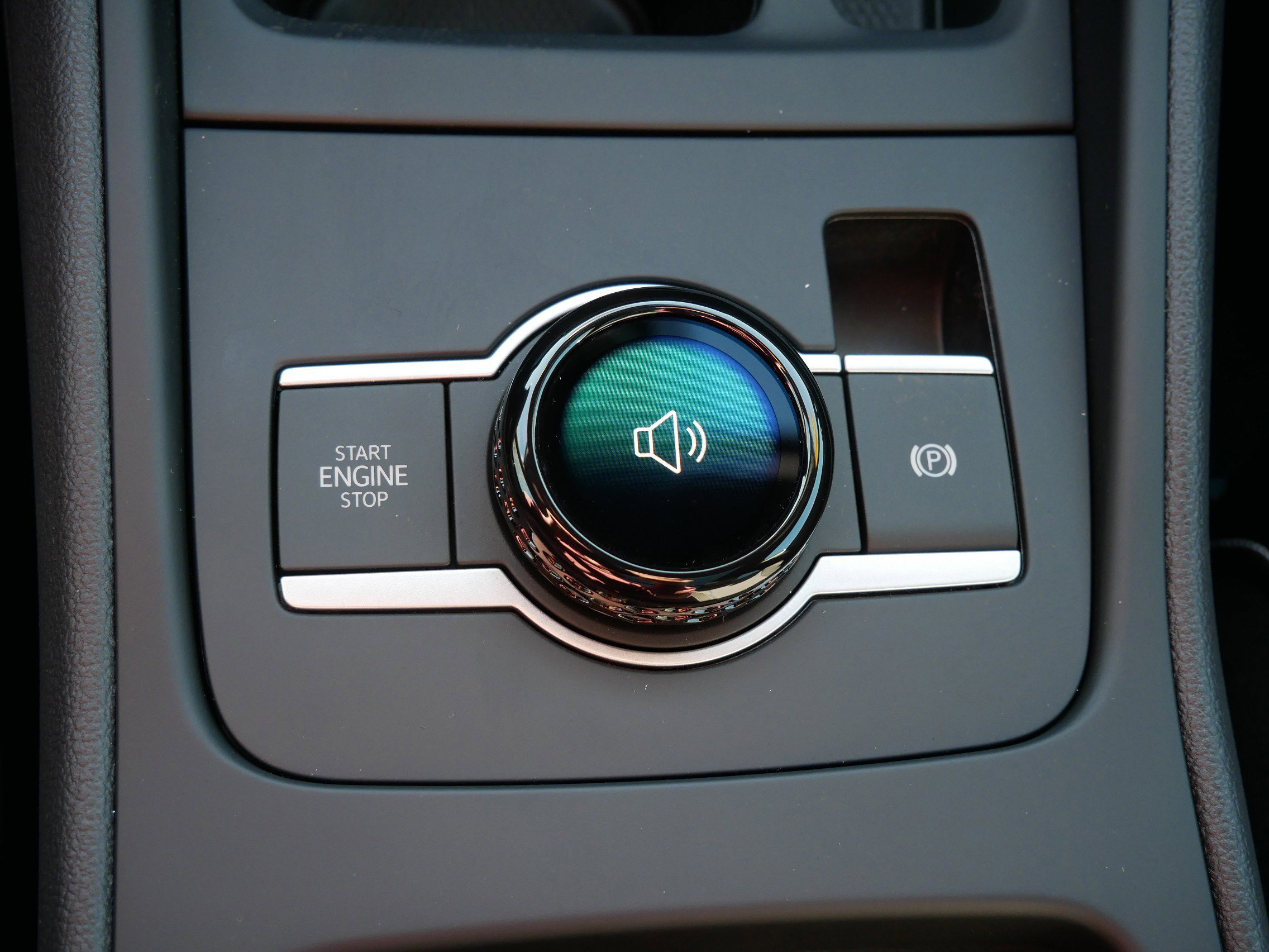 New 2026 Volkswagen Tiguan SE R-Line image 10