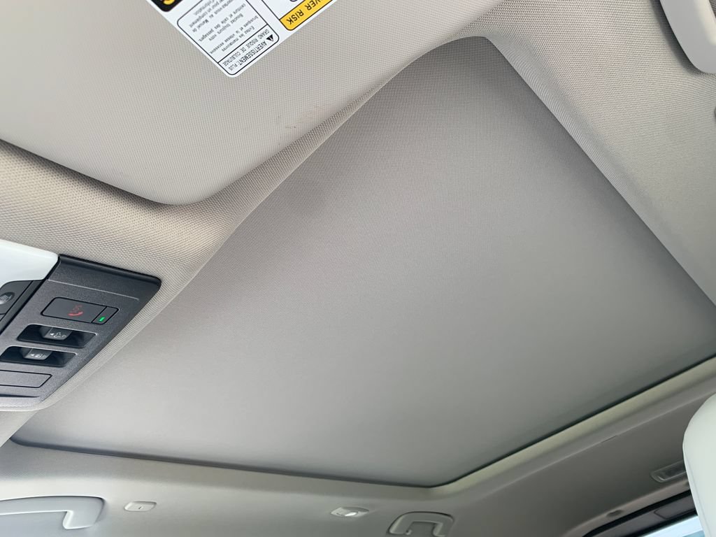 Used 2023 Nissan Rogue SV w/ SV Premium B Package FWD image 26