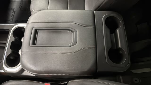 Used 2021 GMC Sierra 3500 SLT w/ SLT Preferred Package AWD/4WD image 19