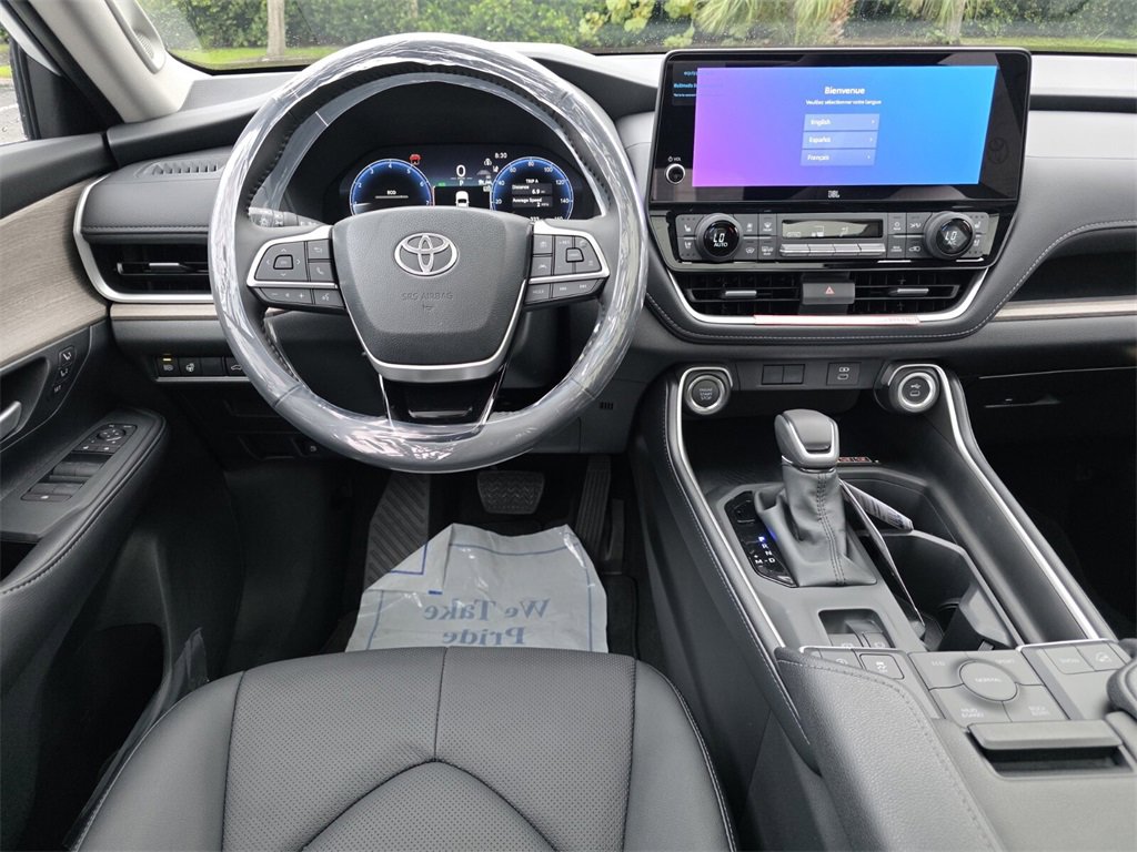 New 2026 Toyota Grand Highlander Limited image 7