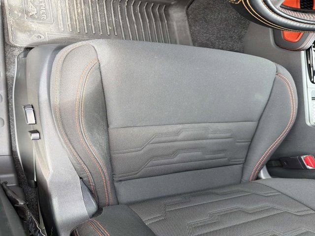 Used 2024 Nissan Frontier PRO-4X w/ Technology Package AWD/4WD image 9