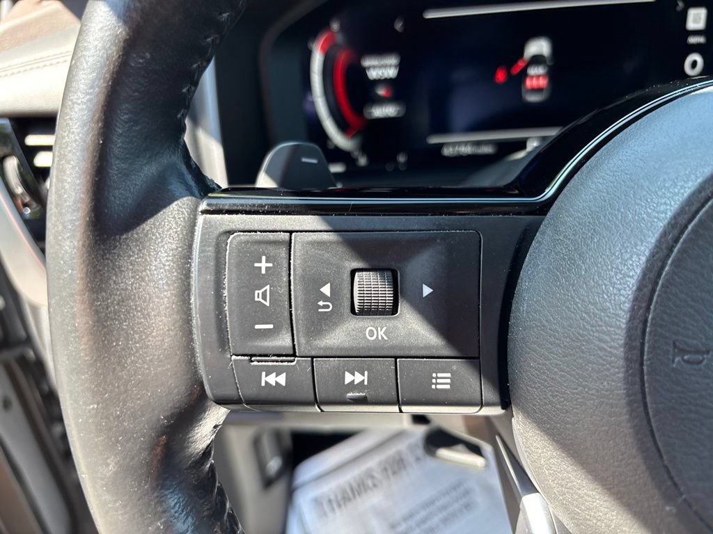 Certified 2023 Nissan Rogue Platinum w/ Platinum Premium Package AWD/4WD image 24