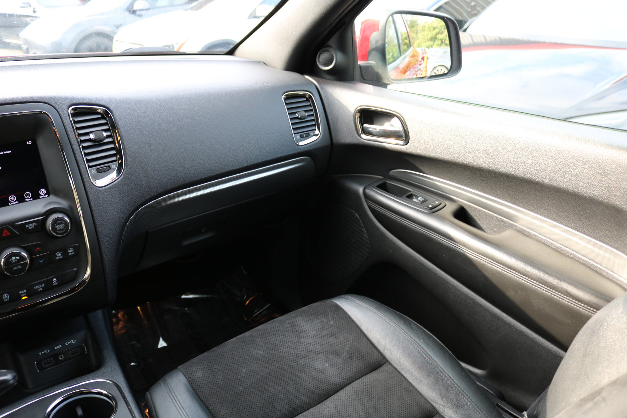 Used 2019 Dodge Durango GT image 34