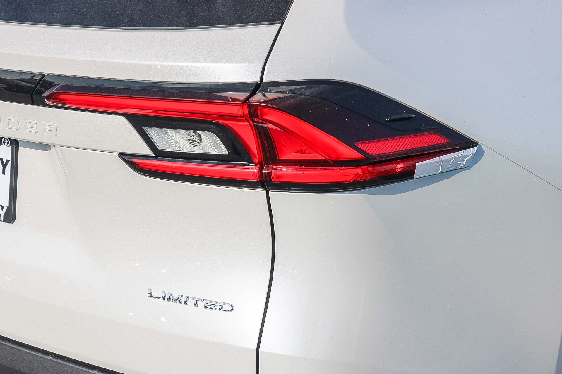 New 2026 Toyota Grand Highlander AWD Hybrid image 10