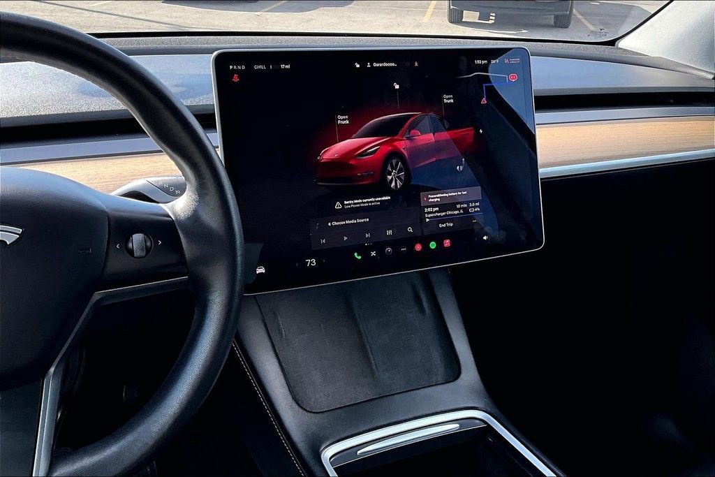 Used 2022 Tesla Model Y Long Range image 6