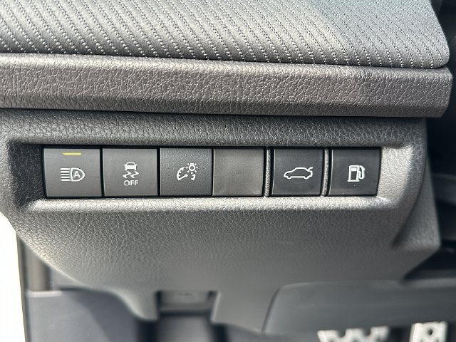 Used 2026 Toyota Camry SE w/ Multimedia Upgrade Package FWD image 22