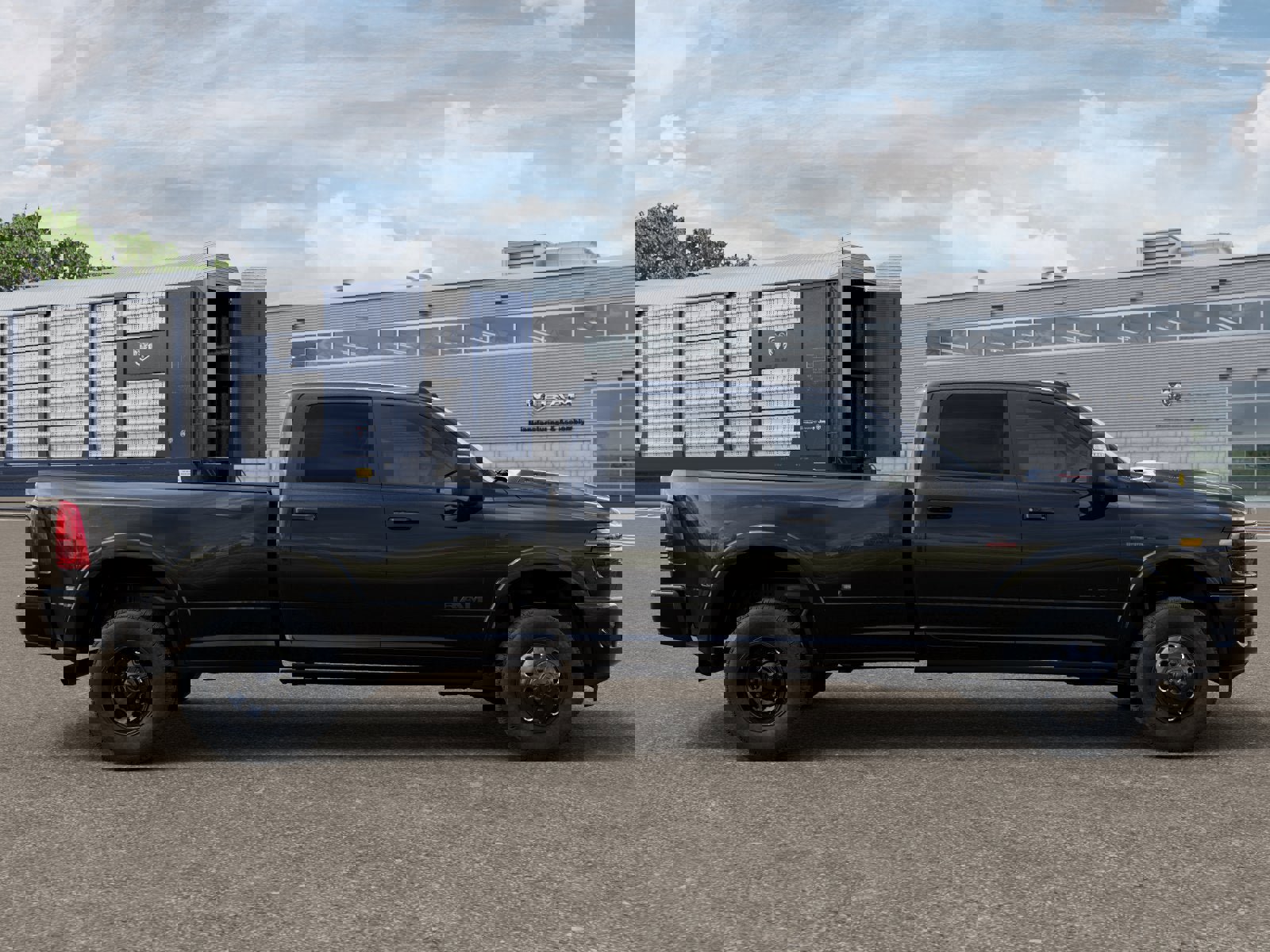 New 2026 RAM 3500 Limited image 13