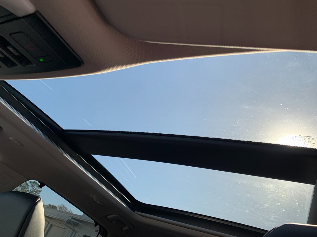 Used 2023 Nissan Rogue SV w/ SV Premium B Package image 23