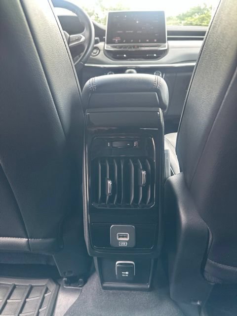 Used 2022 Jeep Compass Limited w/ Sun and Sound Group AWD/4WD image 22