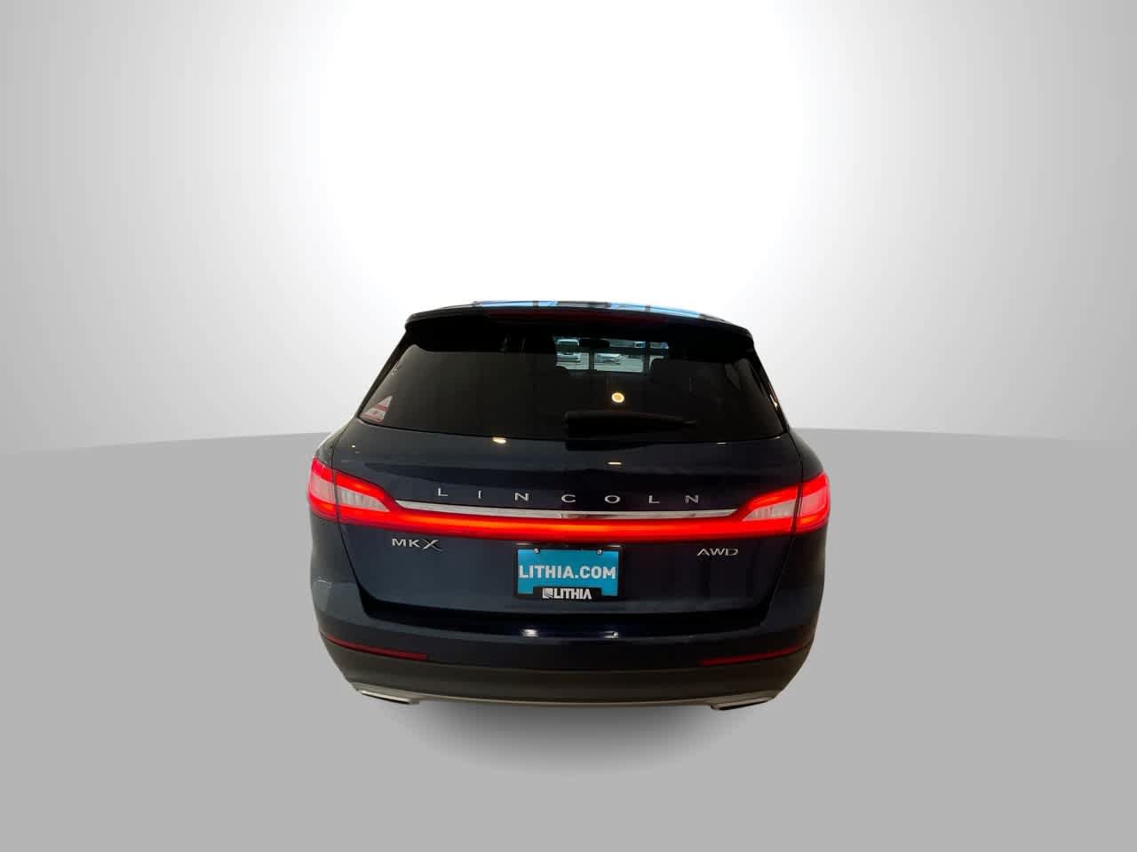 Used 2017 Lincoln MKX Reserve AWD/4WD image 7