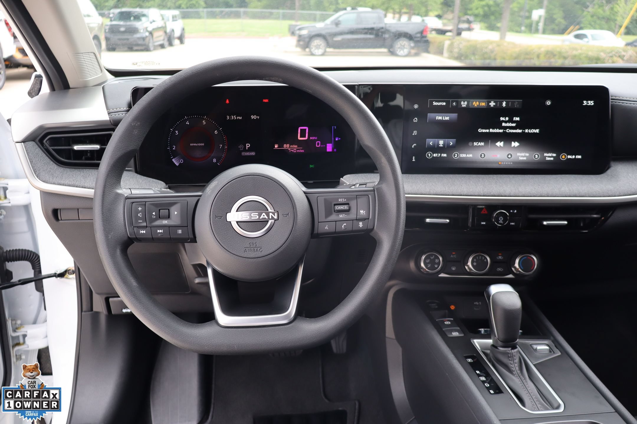 Used 2025 Nissan Kicks SV FWD image 18