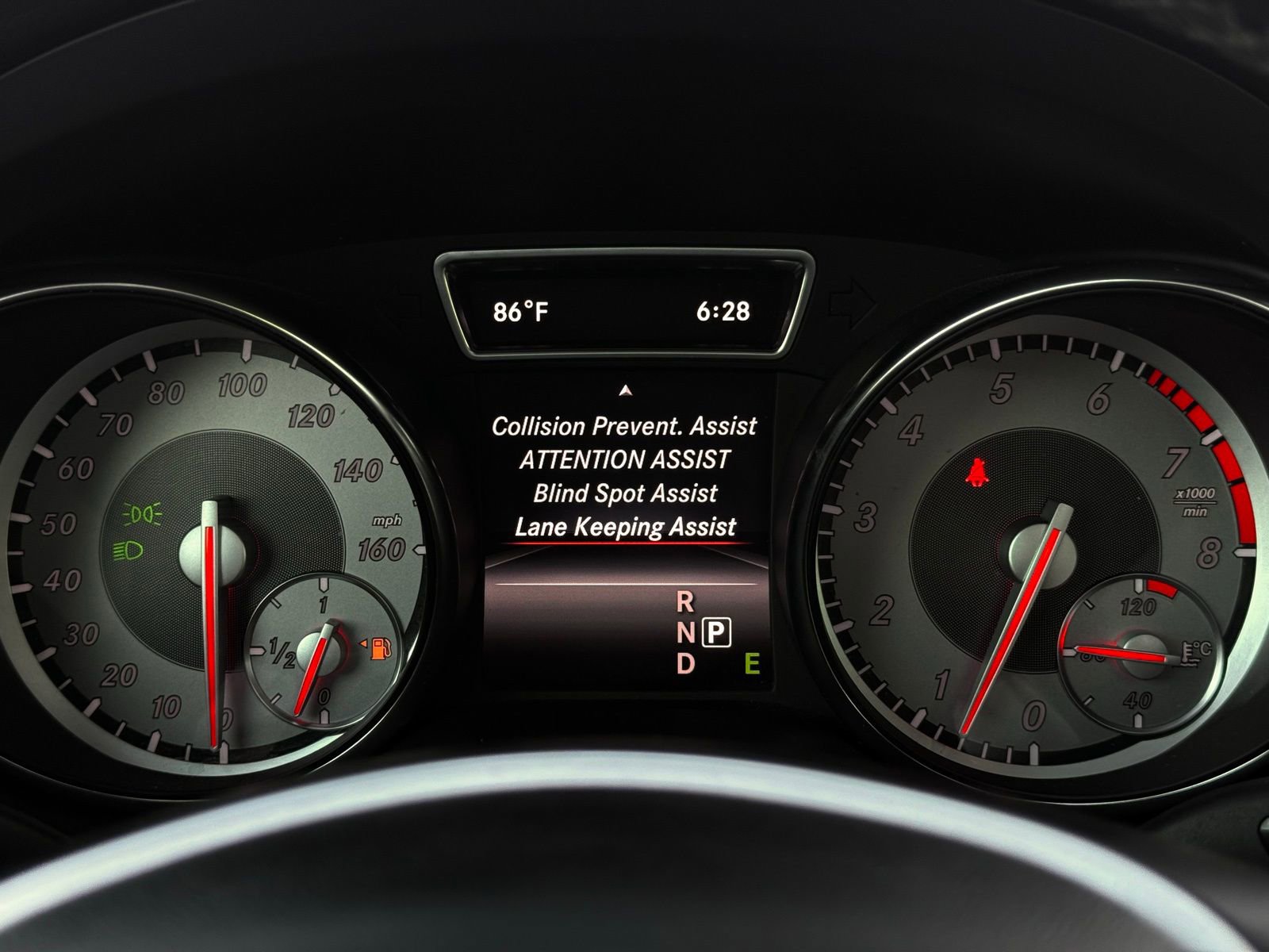 Used 2015 Mercedes-Benz GLA 250 4MATIC image 39