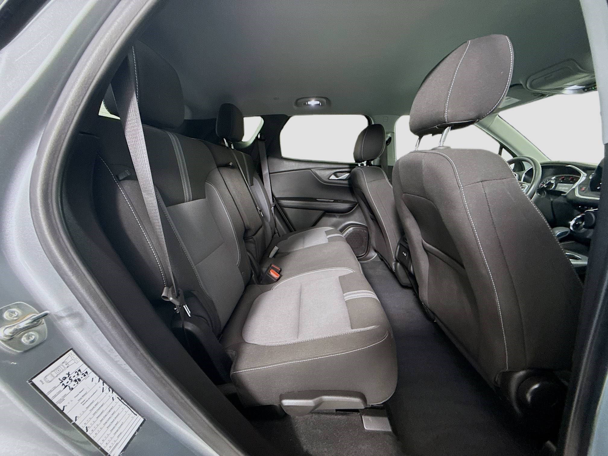 Used 2024 Chevrolet Blazer LT image 25
