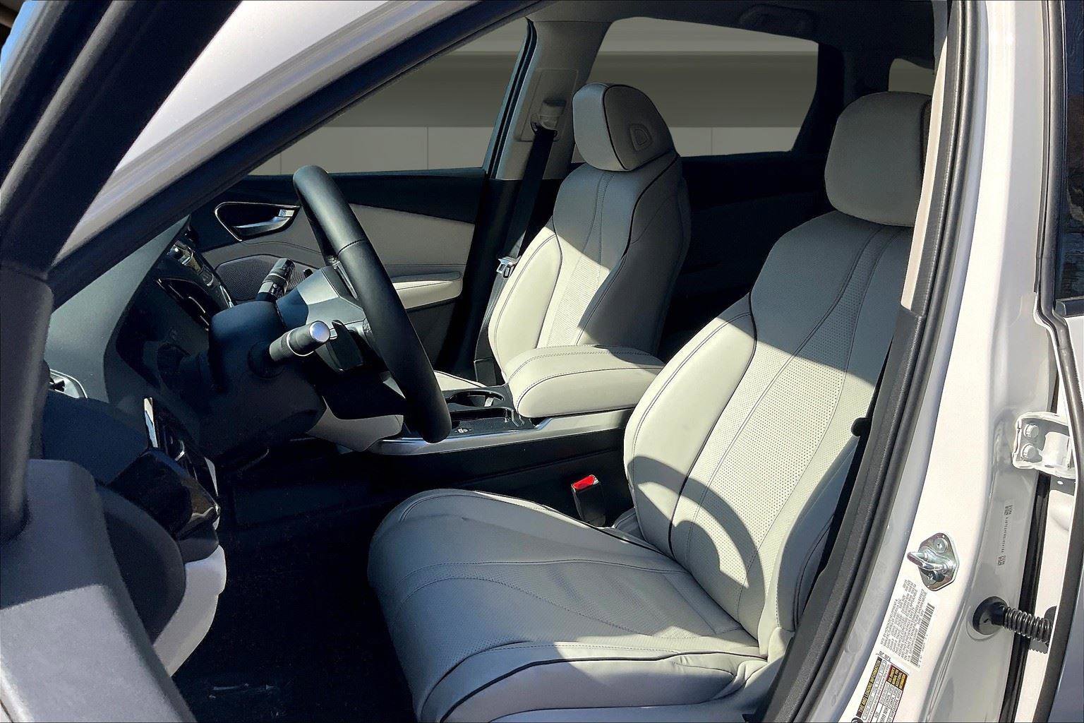 New 2025 Acura RDX SH-AWD w/ Advance Package image 9