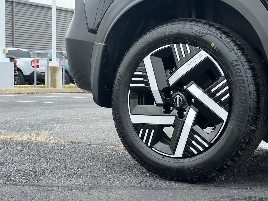 New 2026 Nissan Kicks SV w/ Cold Weather Package image 30