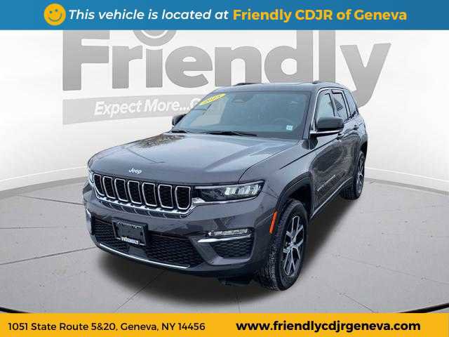 Used 2025 Jeep Grand Cherokee Limited w/ Trailer Tow Package image 1