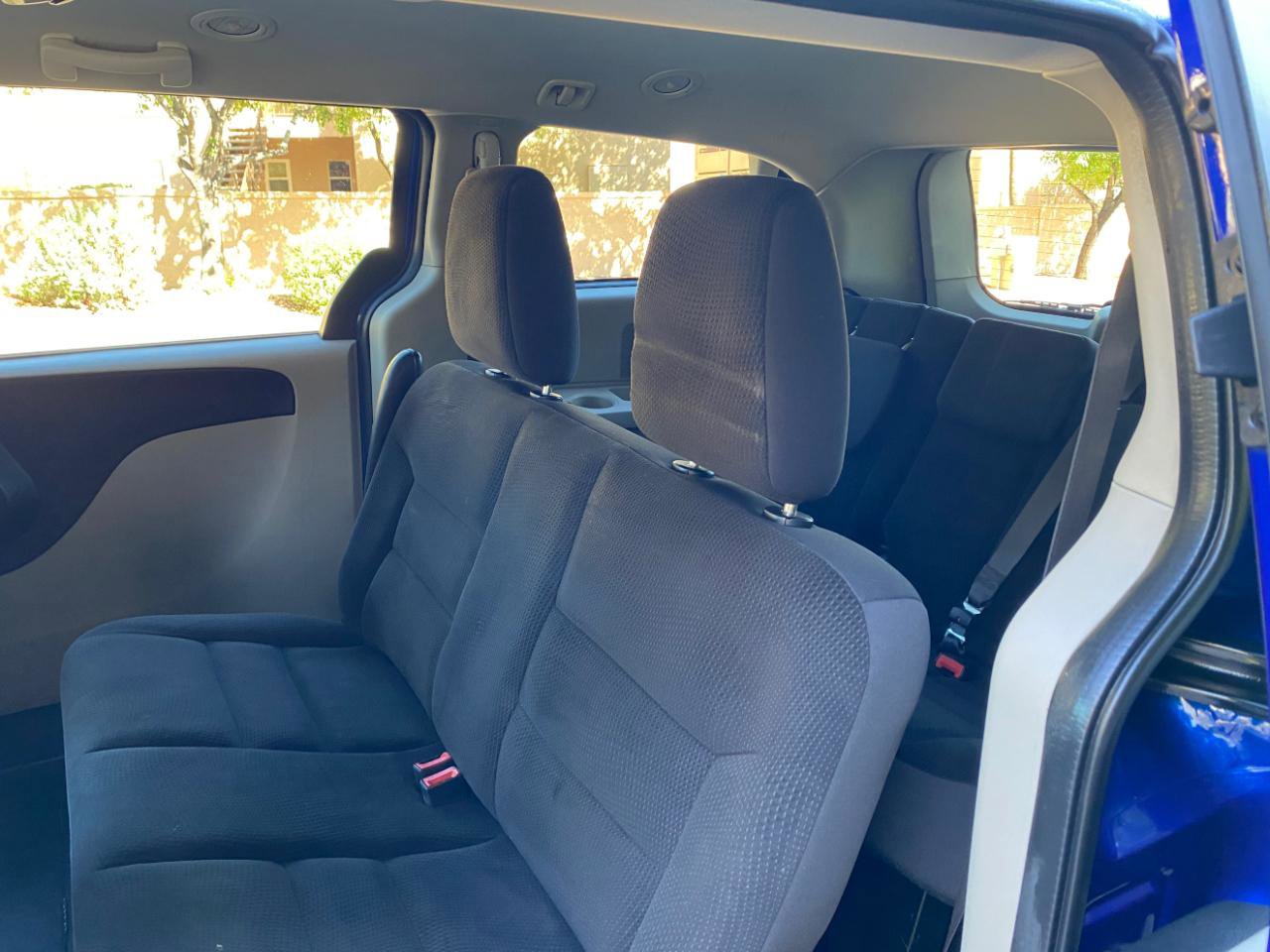 Used 2019 Dodge Grand Caravan SE FWD image 34