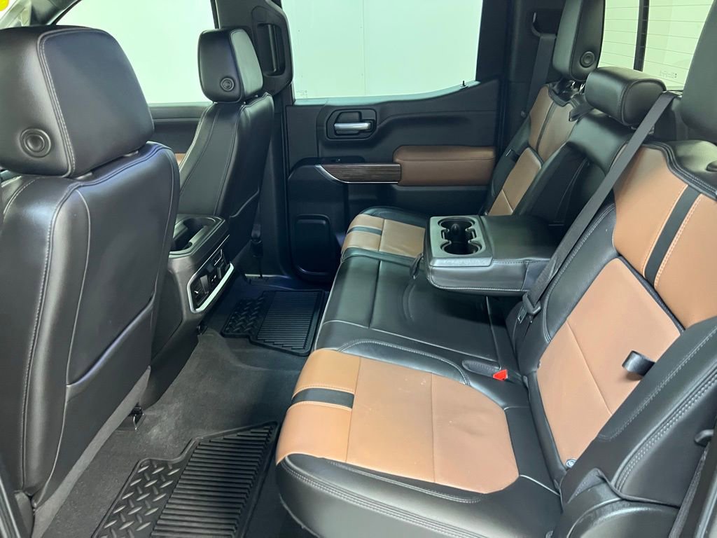 Used 2020 Chevrolet Silverado 1500 High Country w/ Technology Package image 29