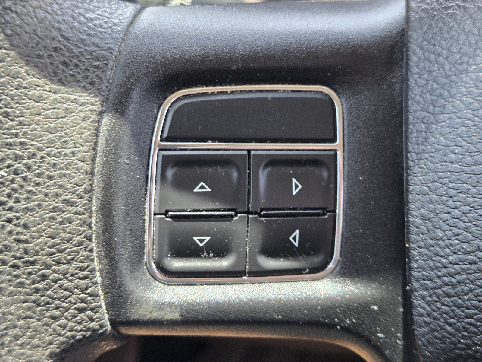 Used 2014 RAM 2500 Tradesman w/ Chrome Appearance Group RWD image 20