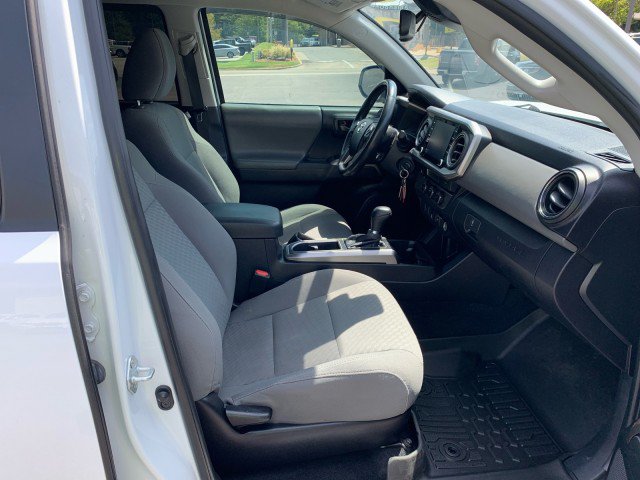 Used 2021 Toyota Tacoma SR5 RWD image 17