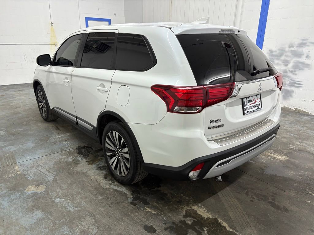 Used 2019 Mitsubishi Outlander ES image 5