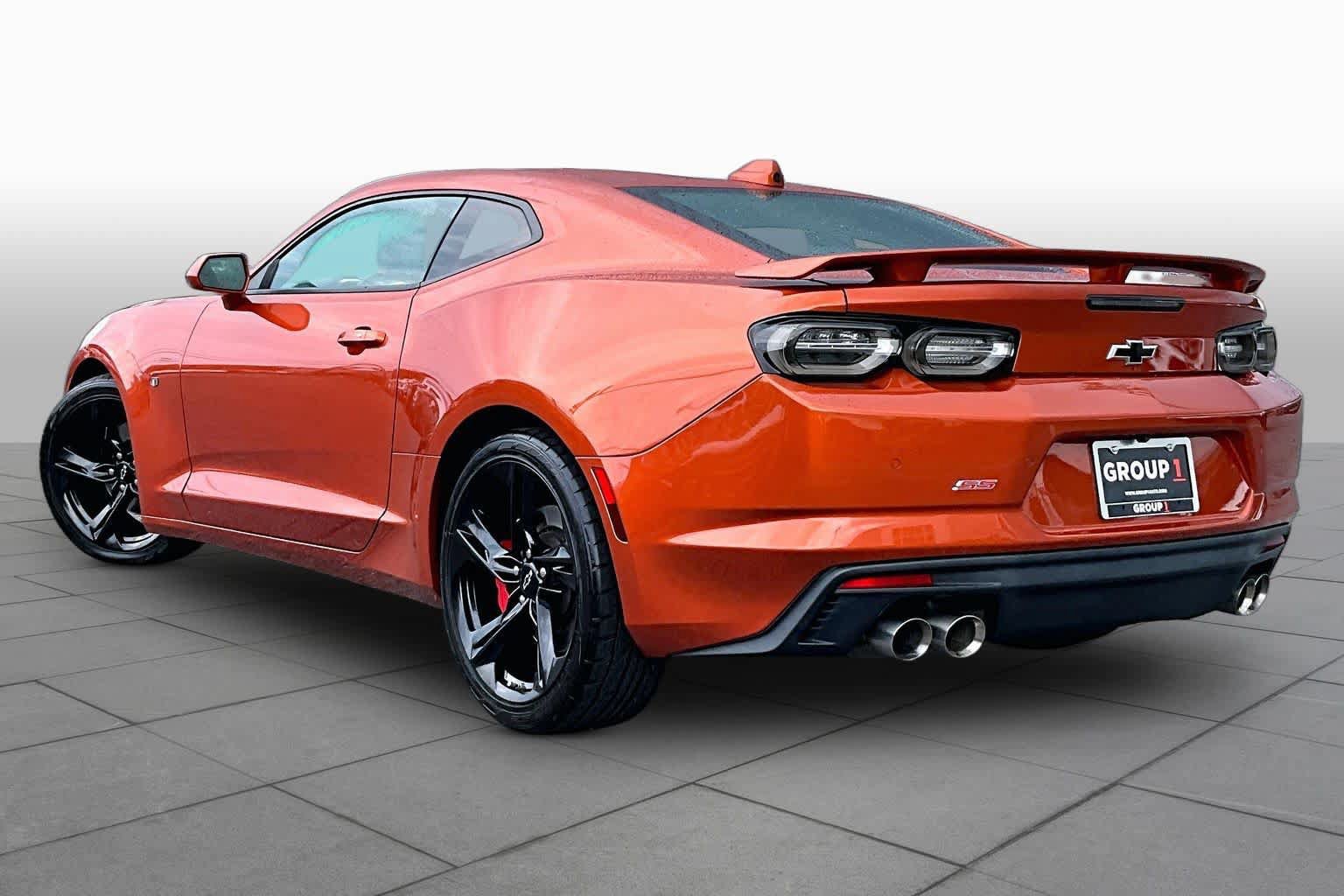 Used 2022 Chevrolet Camaro SS RWD image 12