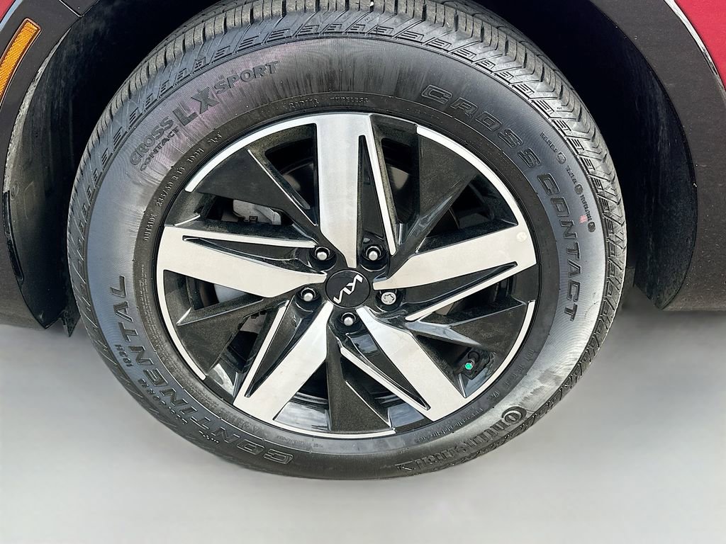 Used 2022 Kia Sorento EX w/ Panoramic Sunroof Package image 38