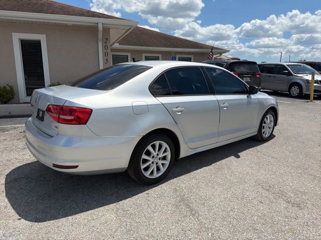 Used 2015 Volkswagen Jetta SE FWD image 5