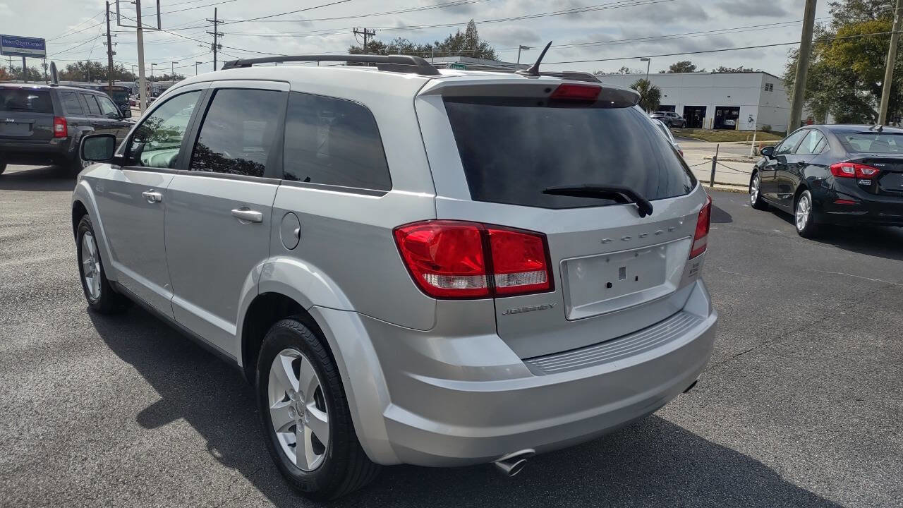 Used 2011 Dodge Journey Mainstreet w/ Popular Equipment Group image 5