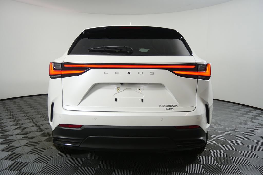 Used 2024 Lexus NX 300h AWD w/ Luxury Package image 4