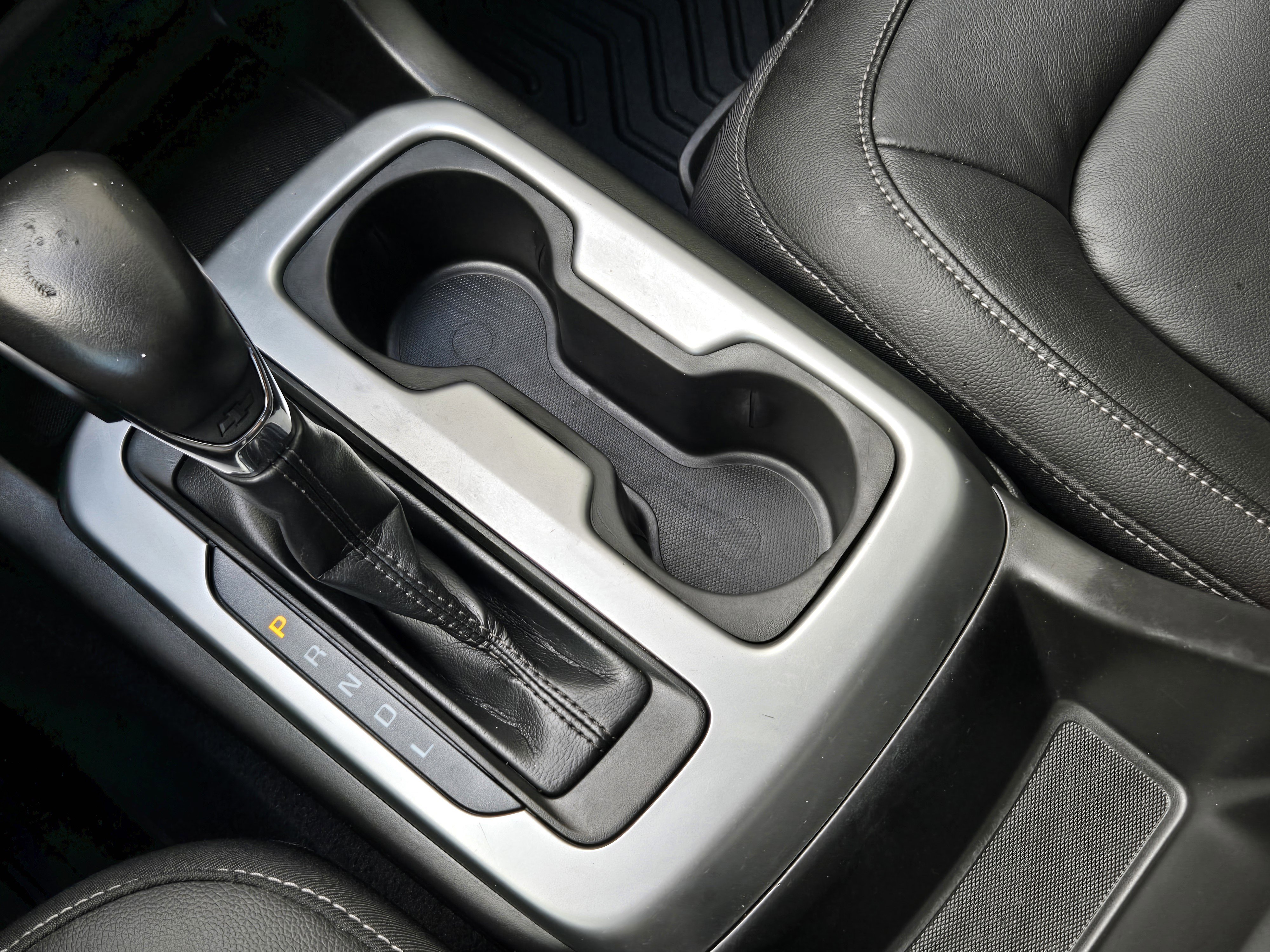 Used 2022 Chevrolet Colorado LT w/ Luxury Package image 15