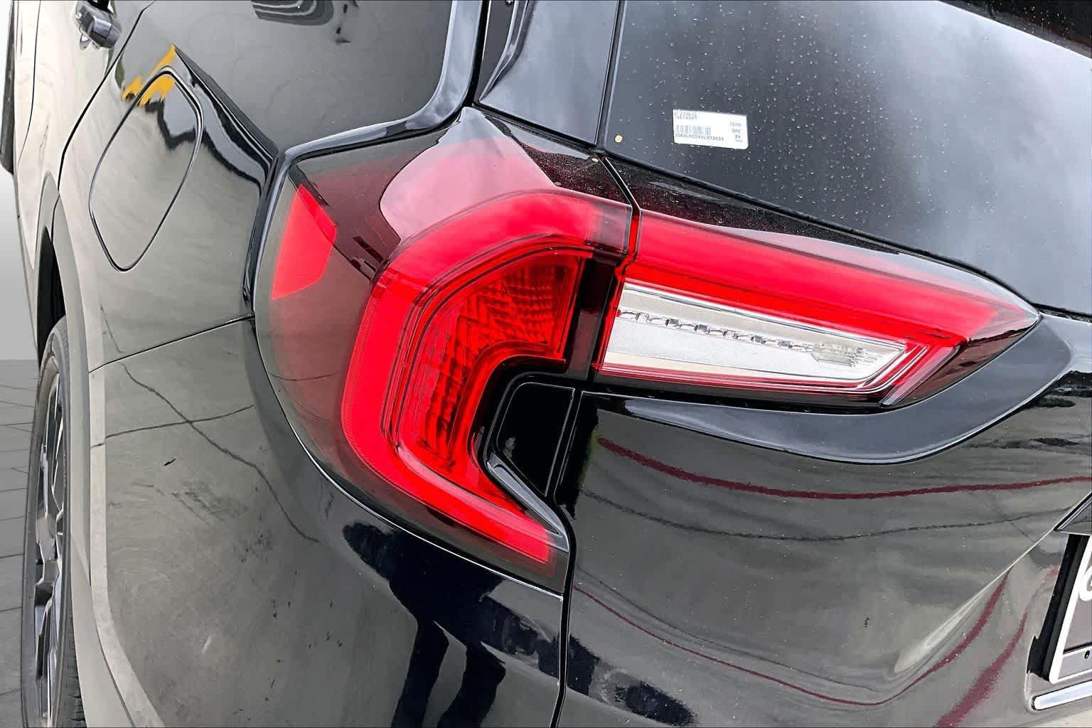 Used 2024 GMC Terrain SLE w/ Driver Convenience Package FWD image 53