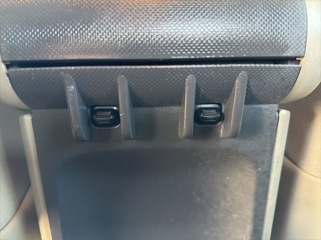 Used 2010 Jeep Wrangler Unlimited Rubicon w/ Trailer Tow Group image 19