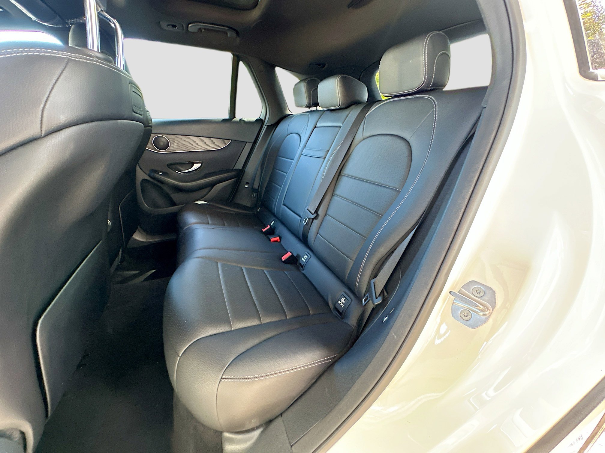 Used 2018 Mercedes-Benz GLC 300 image 24