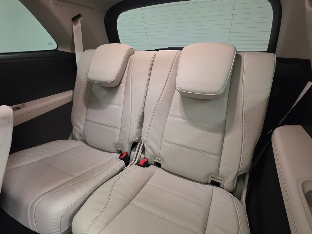 New 2026 Mercedes-Benz GLS 450 4MATIC image 17