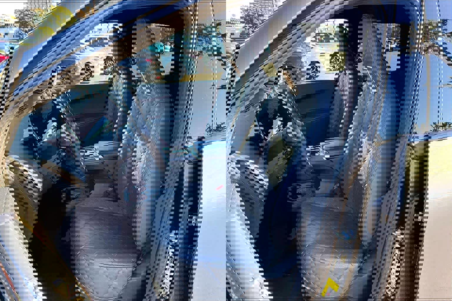 Used 2023 BMW iX xDrive50 image 7