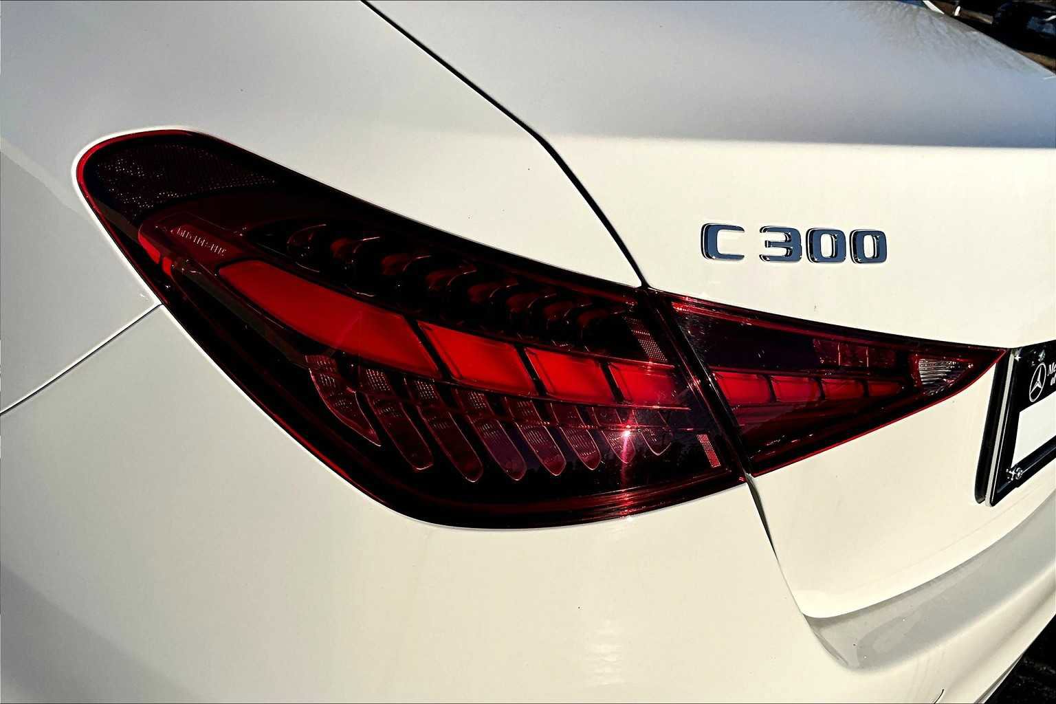 Used 2025 Mercedes-Benz C 300 4MATIC Sedan image 14