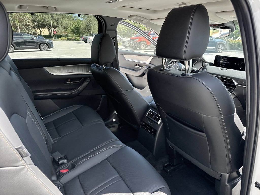 Certified 2026 MAZDA CX-90 3.3 Turbo w/ Preferred Package AWD/4WD image 33