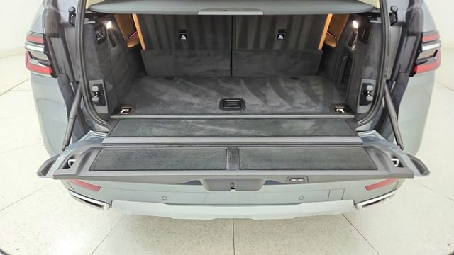 Used 2026 BMW X7 xDrive40i image 14