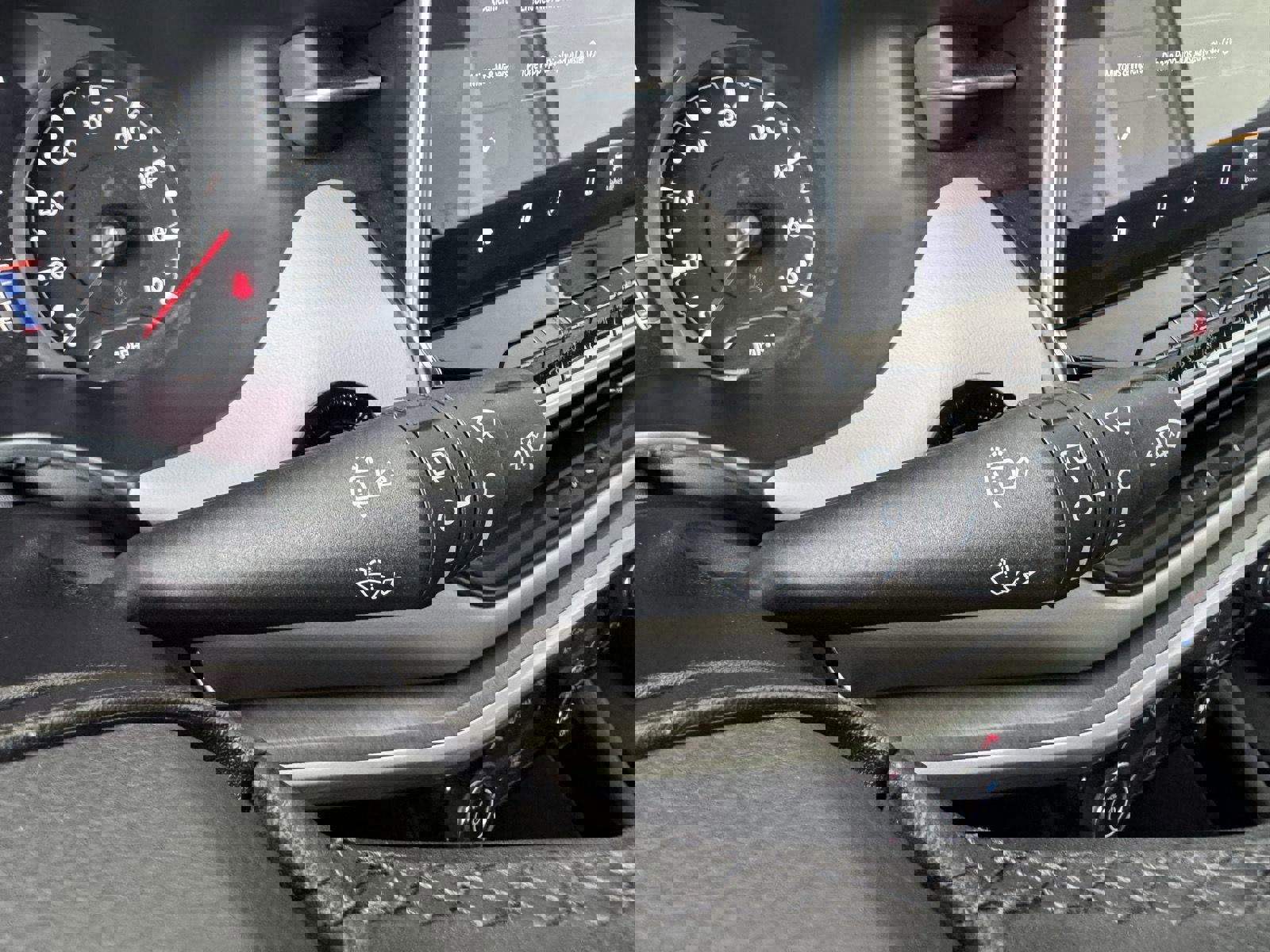 Used 2024 Jeep Compass Limited image 16