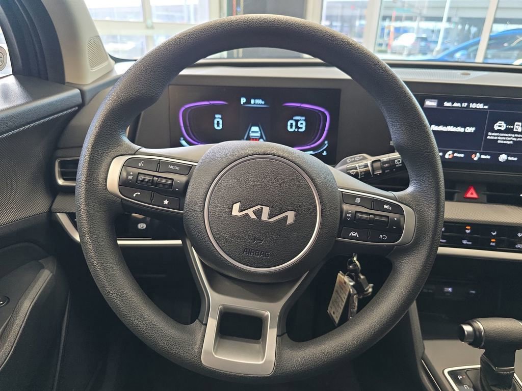 Certified 2025 Kia Sportage LX image 20