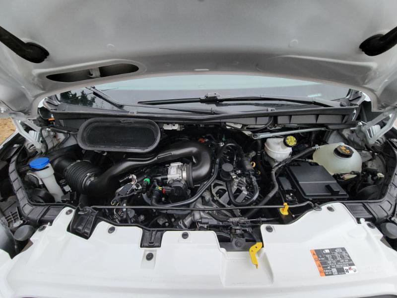 Used 2020 Ford Transit 150 XL image 30