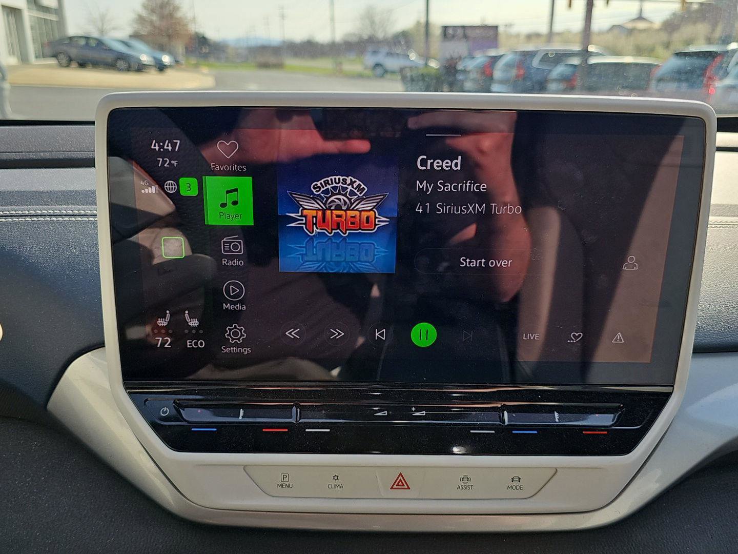 Used 2023 Volkswagen ID.4 Pro S image 10