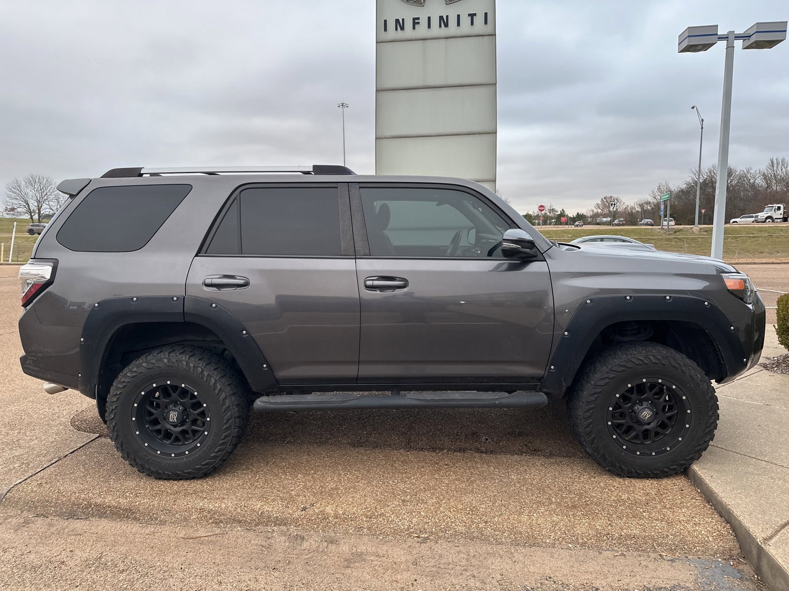 Used 2016 Toyota 4Runner Trail Premium image 6