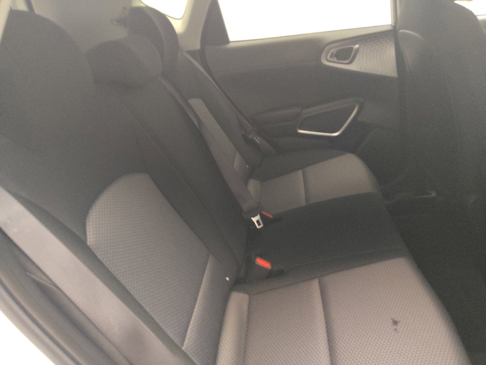 Used 2025 Kia Soul LX image 19