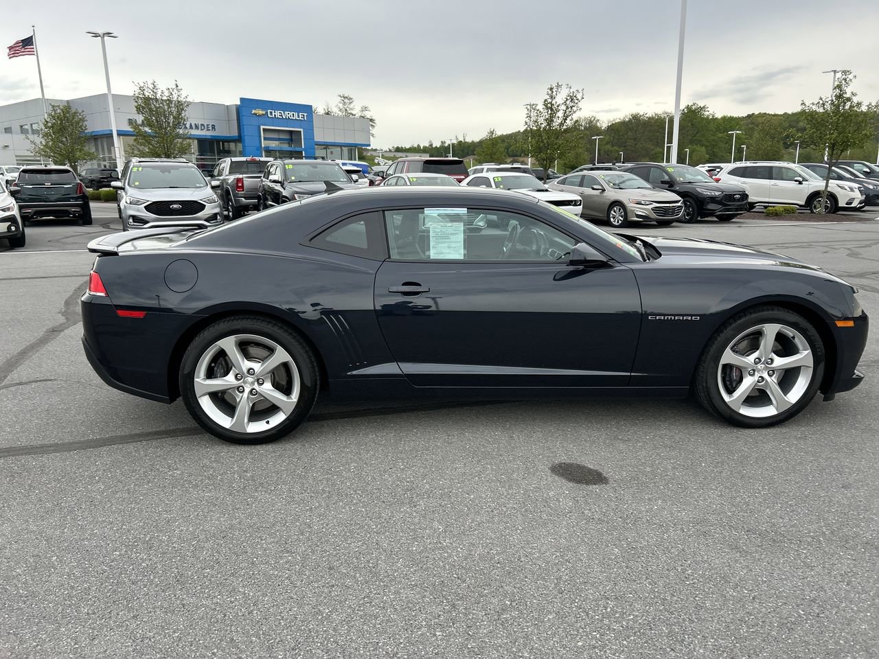 Used 2014 Chevrolet Camaro SS RWD image 8
