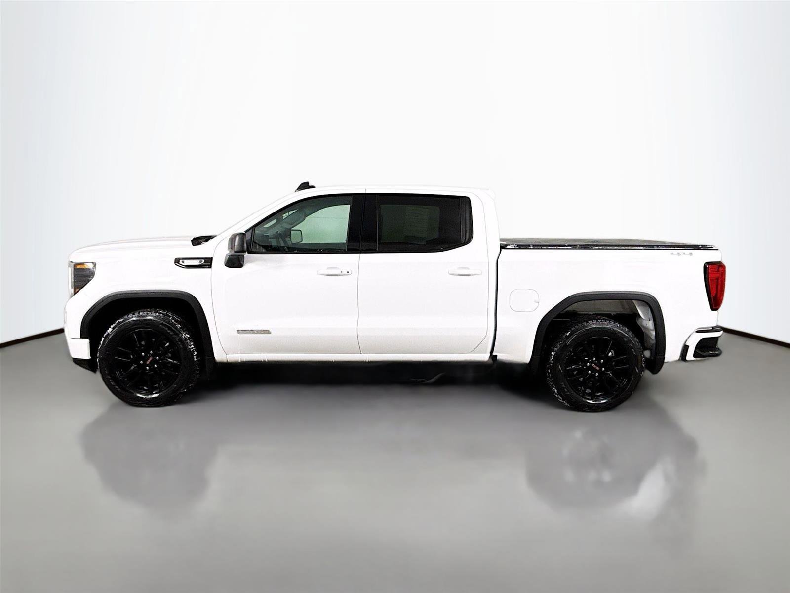 Certified 2025 GMC Sierra 1500 Elevation image 5